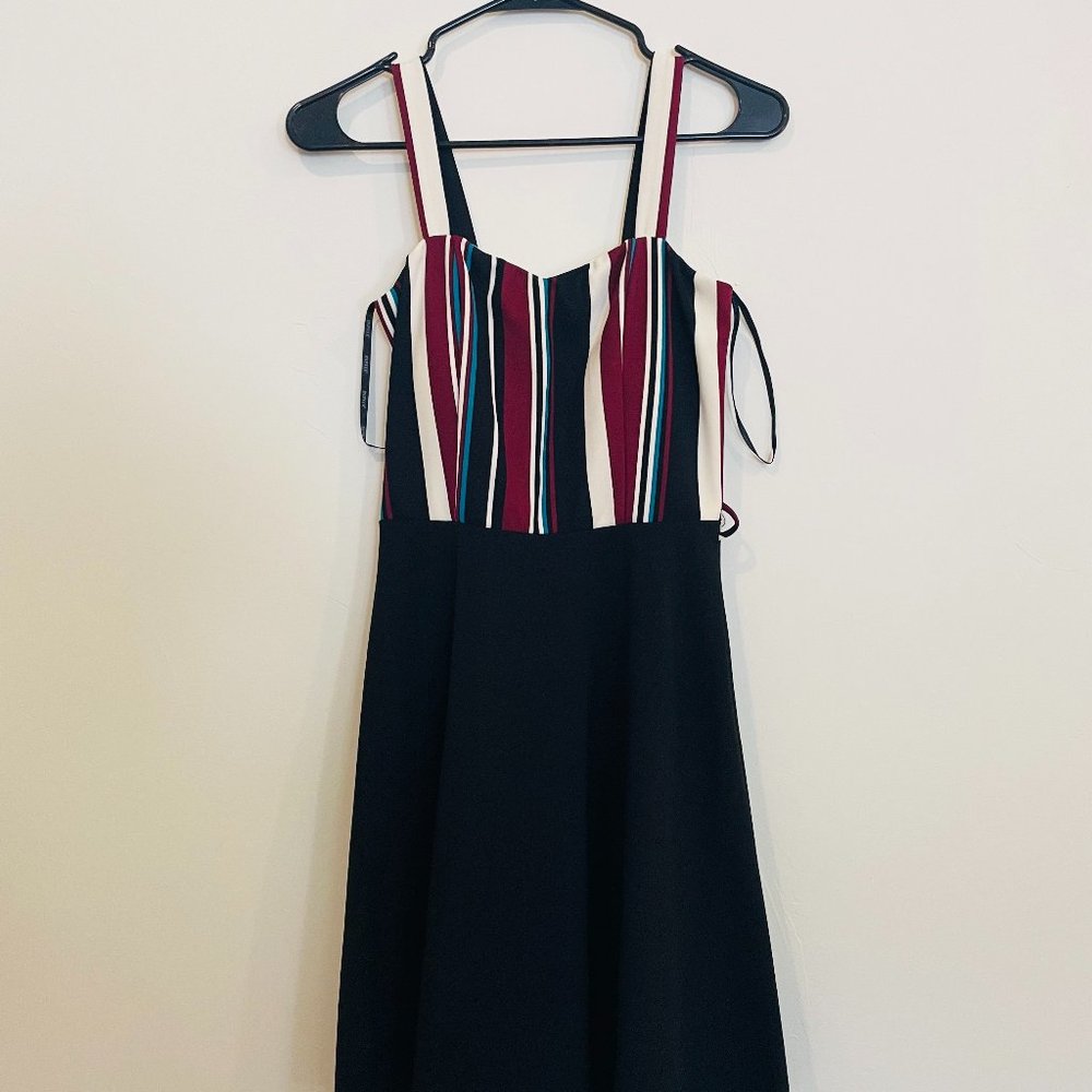 CUTE BLACK SUMMER DRESS